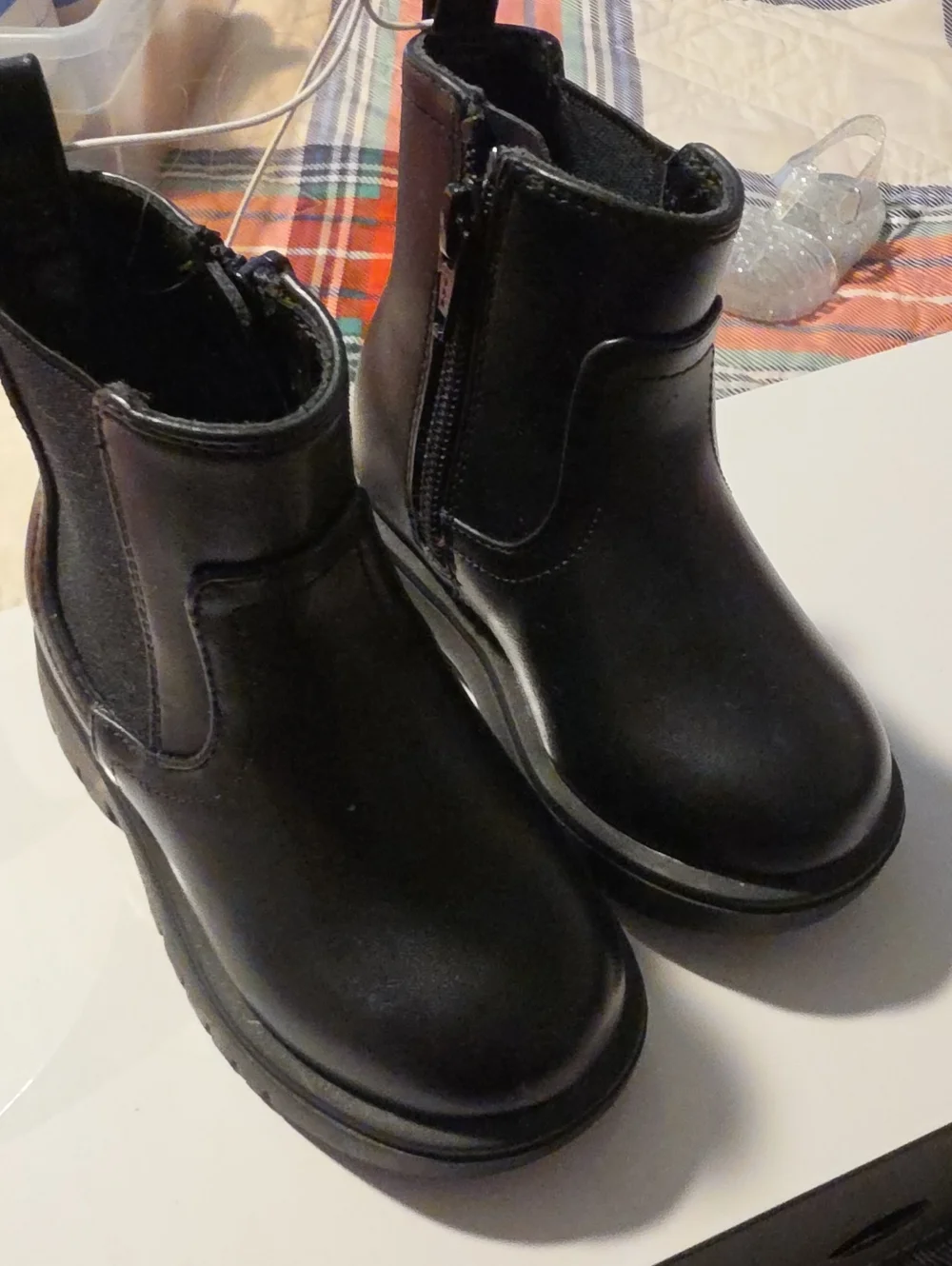 GAP Kids Black Chelsea Zip Ankle Boots